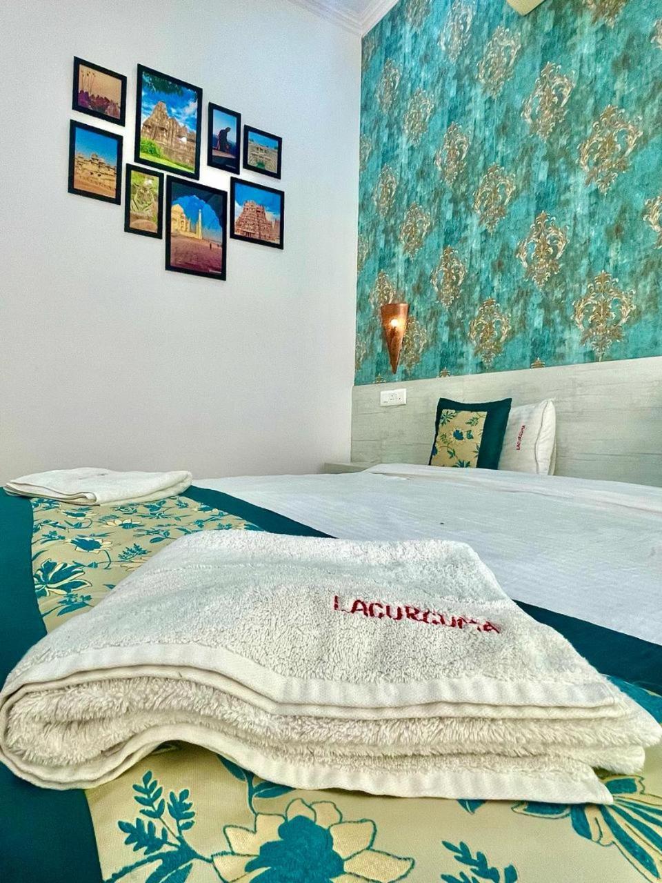 La Curcuma Luxury Homestay Khajurāho Extérieur photo